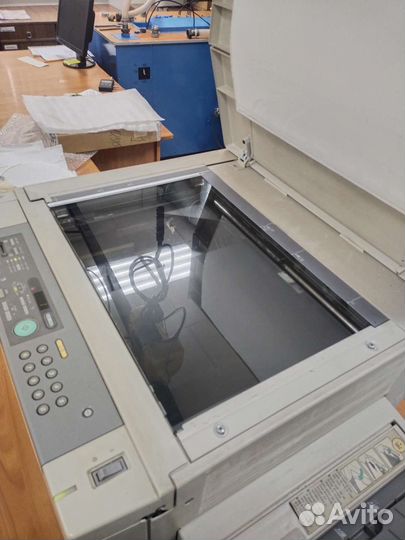 Копировальный аппарат лазерный