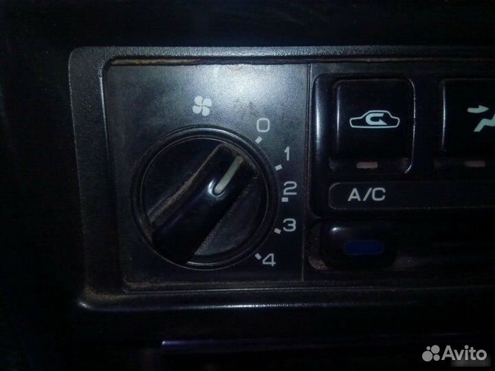 Блок управления отопителем Nissan Primera P10