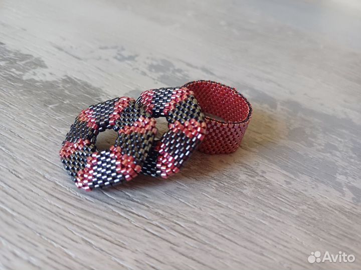 Комплект из бисера
