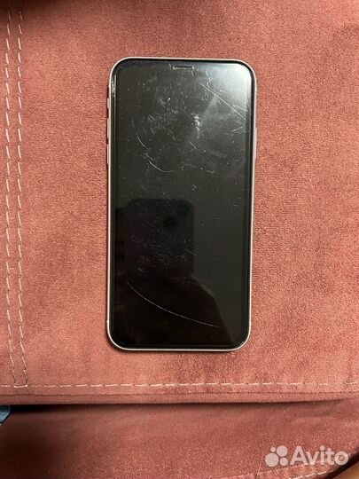 iPhone Xr, 64 ГБ