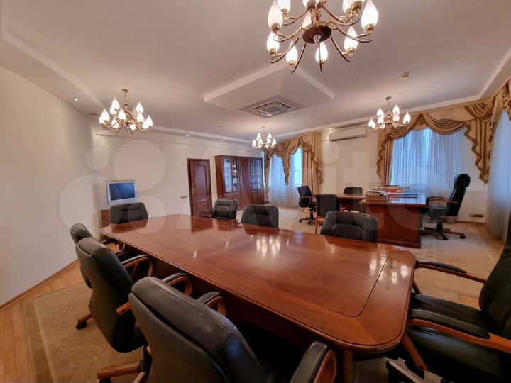 Продам офисное помещение, 480 м²