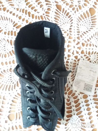 Бандаж на голеностопный сустав