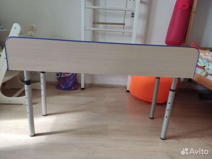 Детский стол