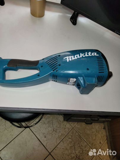 Запчасти электрокоса makita UM4030