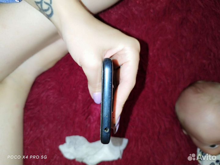 Мобильные телефоны