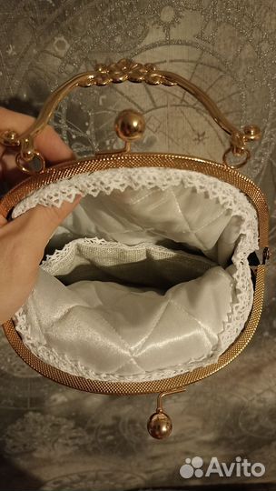 Черная бархатная сумка с фермуаром