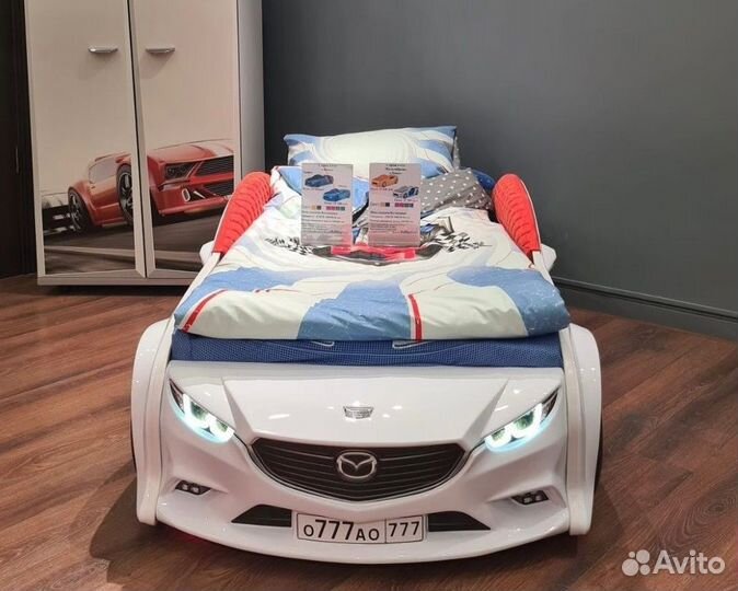 Кровать машина