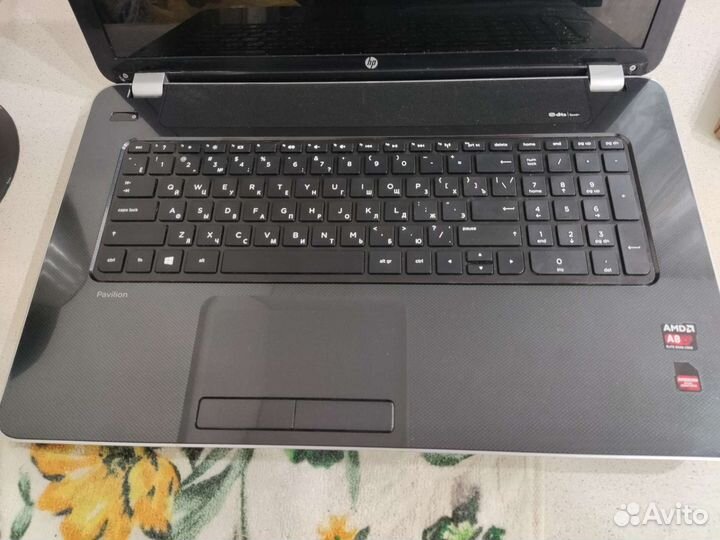 Hp pavilion 17