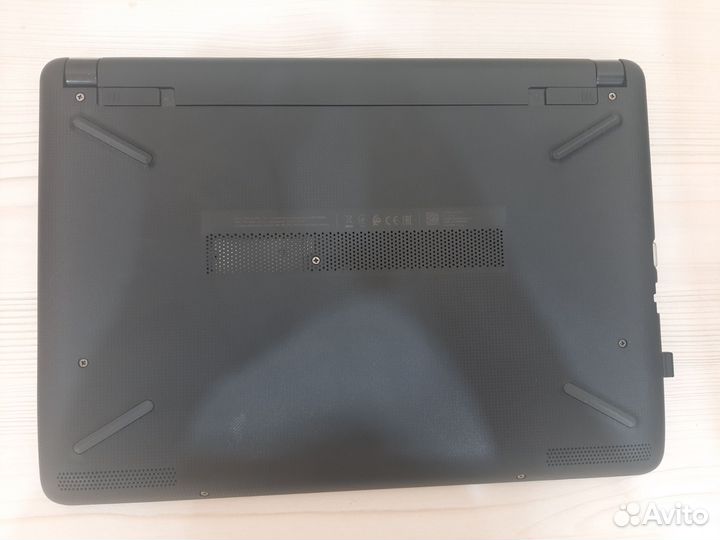 Ноутбук Hp 14-bs000ur