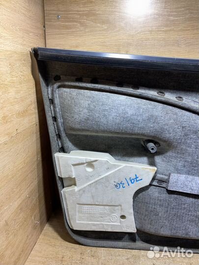 Обшивка передняя правая Skoda Octavia Tour 79130