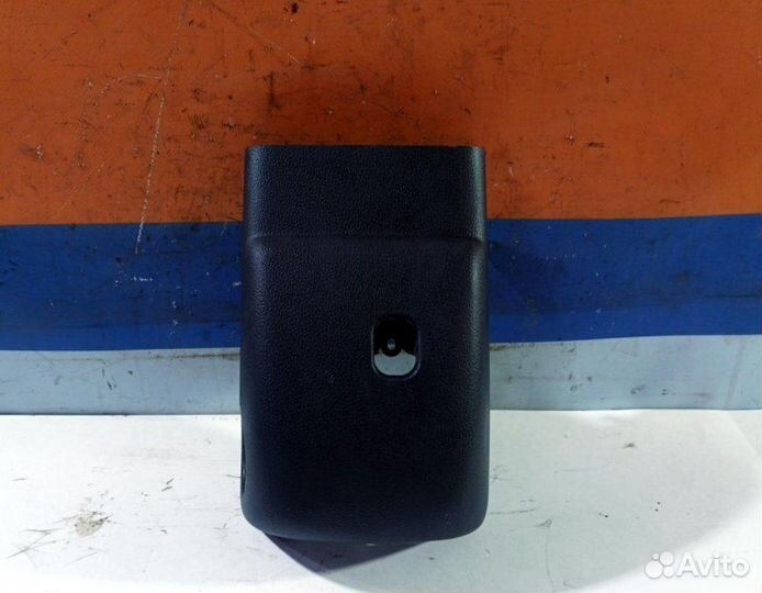 Кожух рулевой колонки Volkswagen Polo Sedan