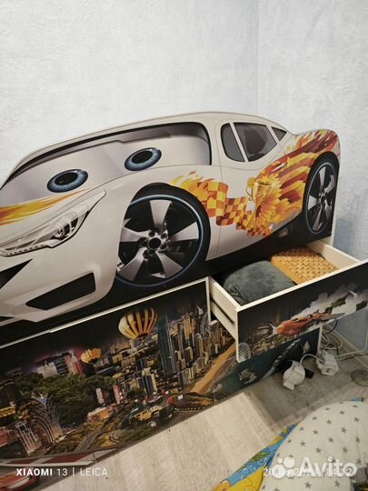 Кровать чердак -машинка