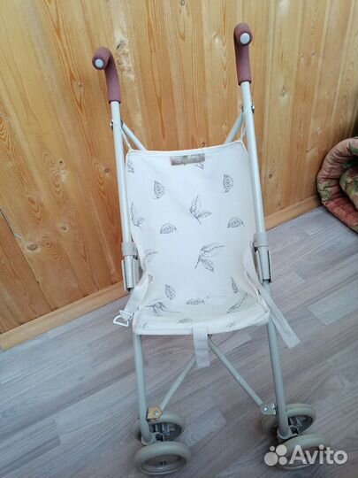 Коляска для кукол