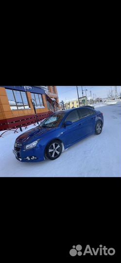 Chevrolet Cruze 1.6 МТ, 2011, 235 000 км