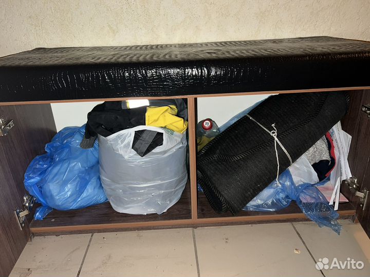 Обувница с сиденьем