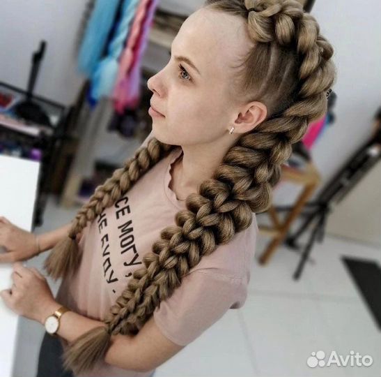 Косы с канекалоном