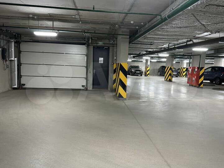 Машиноместо, 14 м²