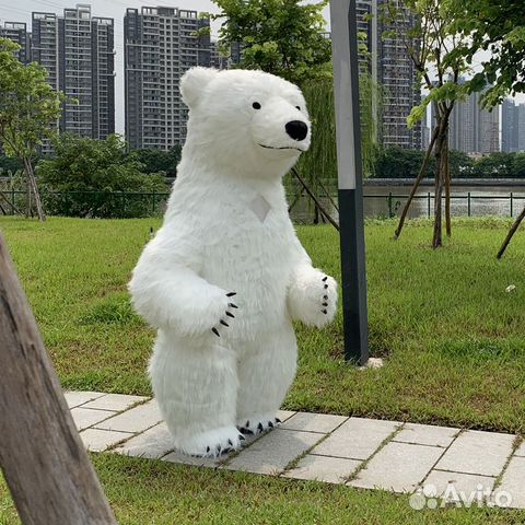 Поздравление от Белого мишки 2.6 метра