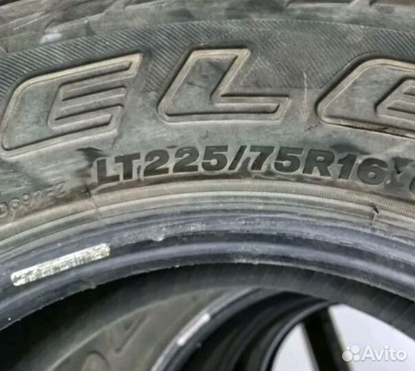 Bridgestone Dueler A/T 225/75 R16