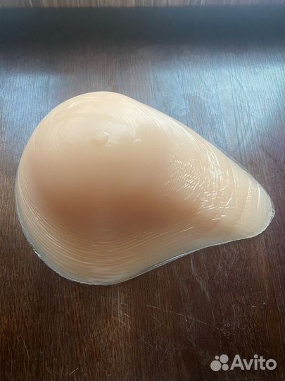 Протез молочной железы