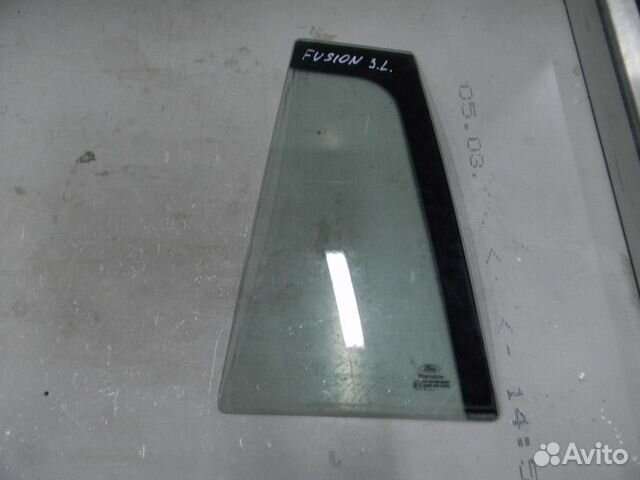 Стекло форточки задней левой Ford Fusion (2002-201