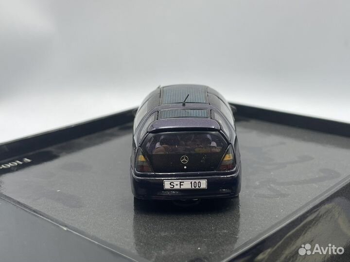 Mercedes-Benz - F100 (1991), violett metallic