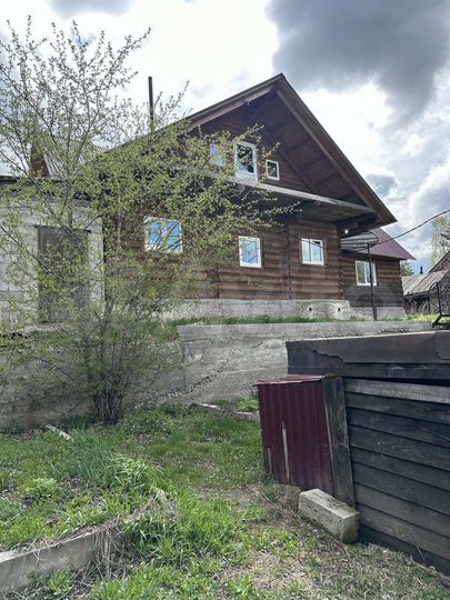 Дом 167 м² на участке 6 сот.