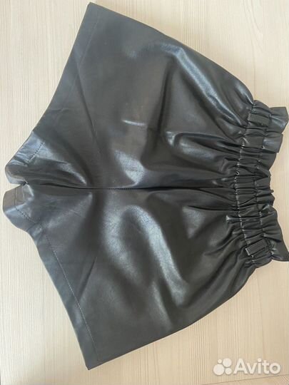 Кожаные шорты