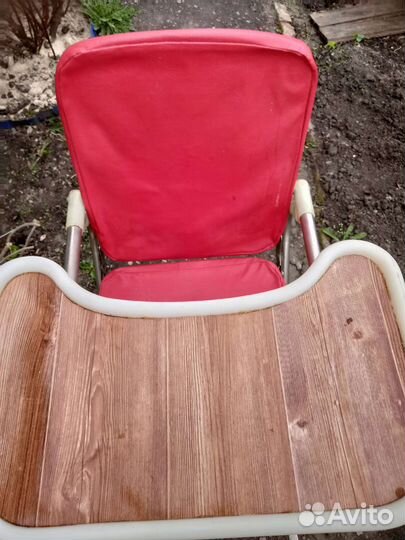 Детский стульчик для кормления