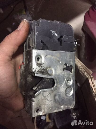 Замок дверной granta