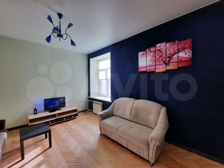 Комната 24 м² в 4-к., 5/5 эт.