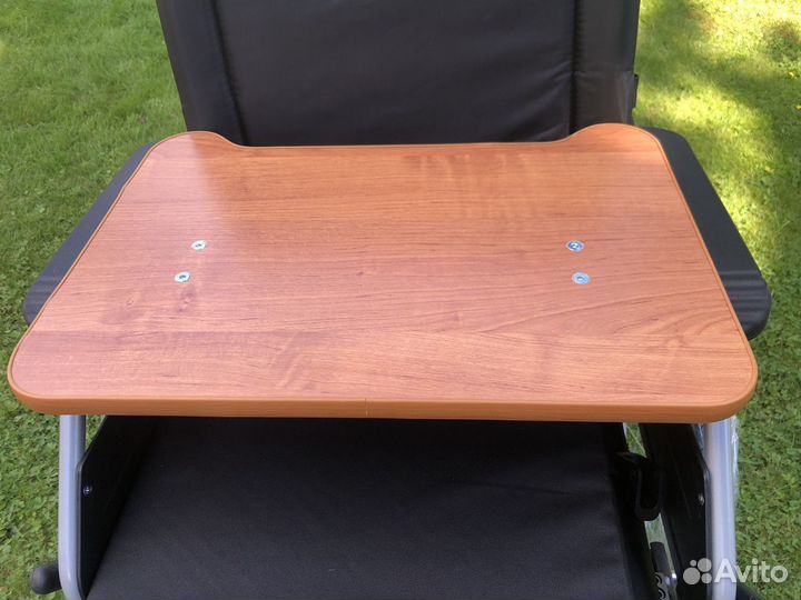 Столик для инвалидной коляски