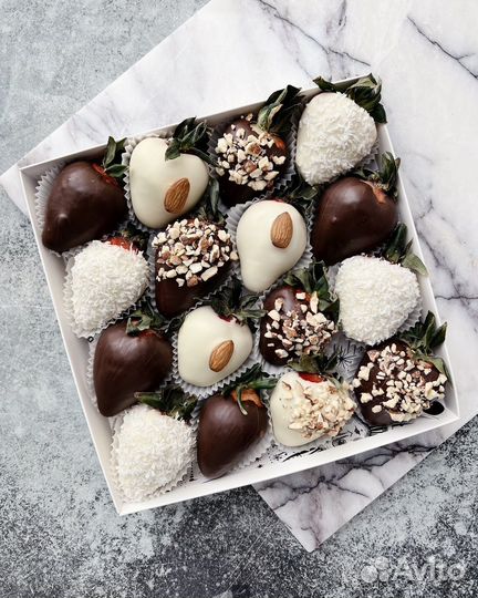 Набор из клубники в шоколаде