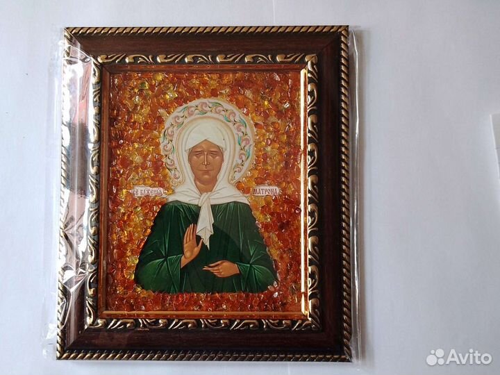 Икона Матроны Московской в янтаре