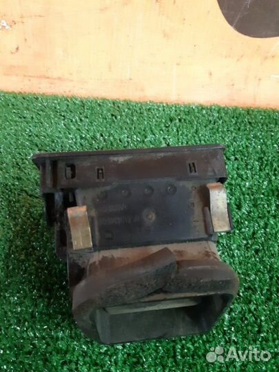 Воздуховод салона передний правый Газ 330232