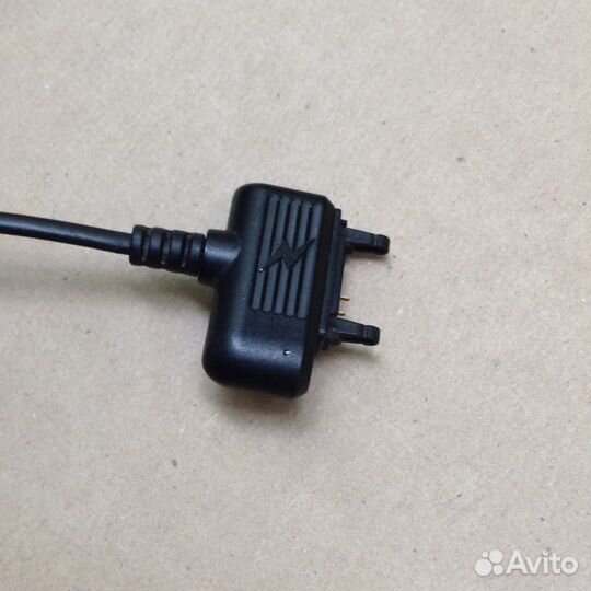 Зарядное устройство Sony Ericsson CST-60