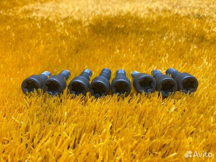 Болт маховика Mercedes-Benz E-Class W211 112.913