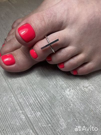 Маникюр педикюр