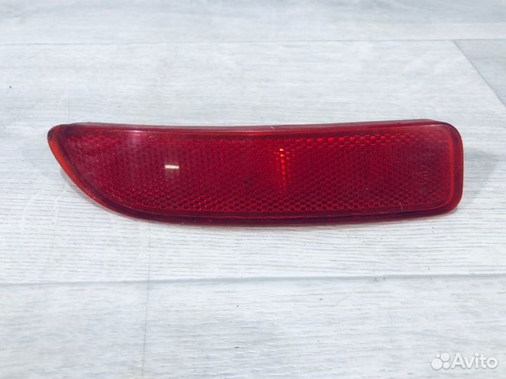 Катафот бампера задний правый Renault Logan седан