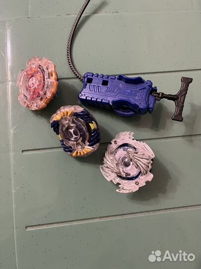 Волчки бейблейд