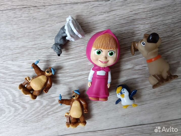 Игрушки из мультика Маша и медведь