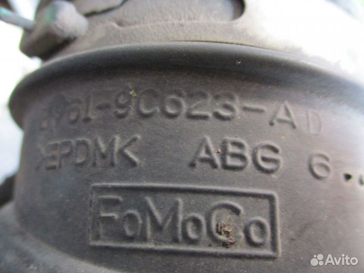 Патрубок воздушного фильтра Ford Focus 3 2012г 2.0