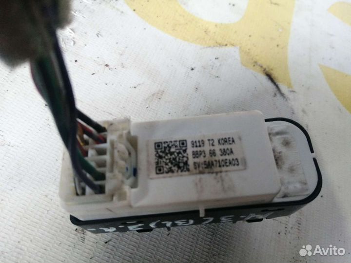 Кнопка стеклоподъемника задняя левая Mazda 3BL