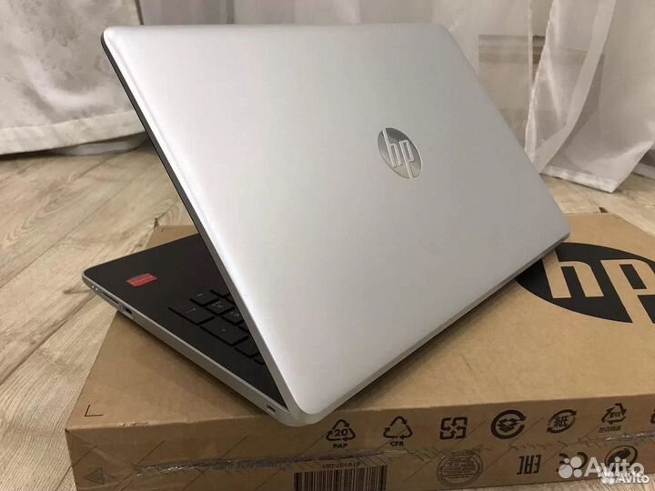 Мощный игровой HP Core i3-6006 8Gb DDR4 Radeon SSD