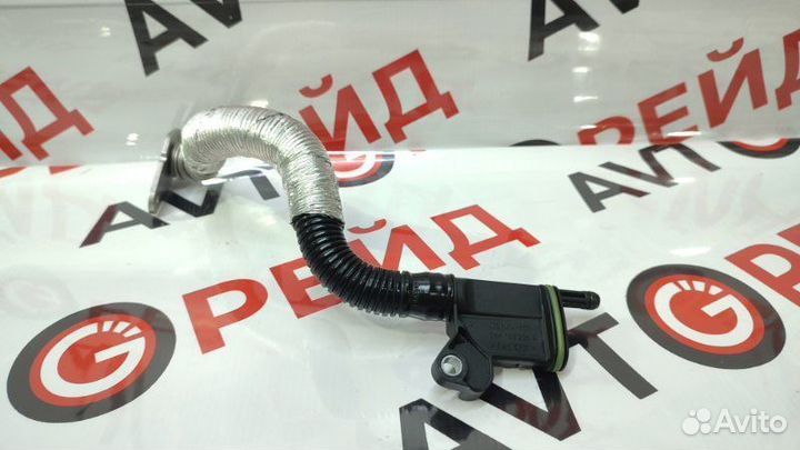 Патрубок вентиляции картерных газов Audi Q5 8RB