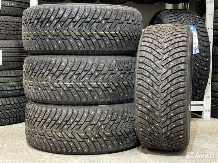 Nokian Tyres Hakkapeliitta 8 235/50 R17 100T