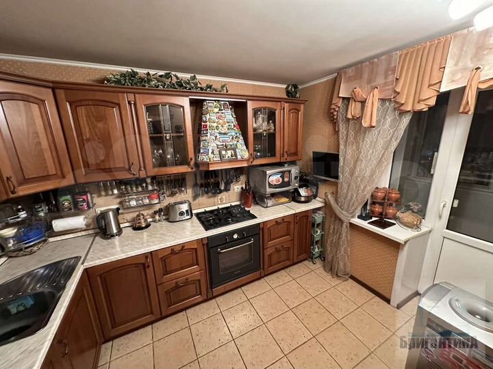 3-к. квартира, 119 м², 4/10 эт.