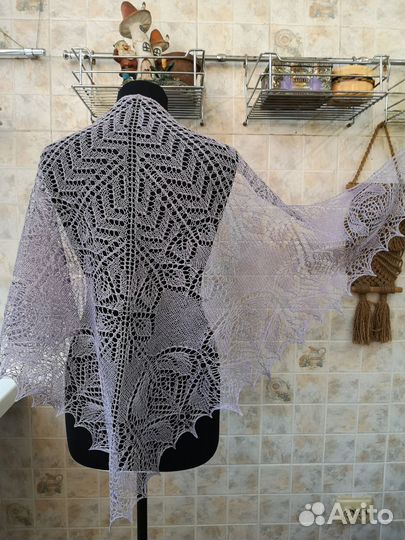 Шаль вязаная