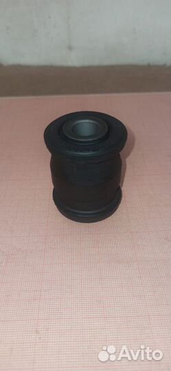 Сайлентблок рычага Toyota RAV 4 T24RV1WS