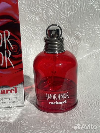 Духи парфюмерная вода Amor Amor Cacharel 50ml